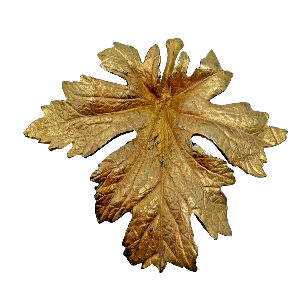 Vintage Gold Tone Realistic Maple Leaf Cast Metal Trinket Dish Catchall 3.25”